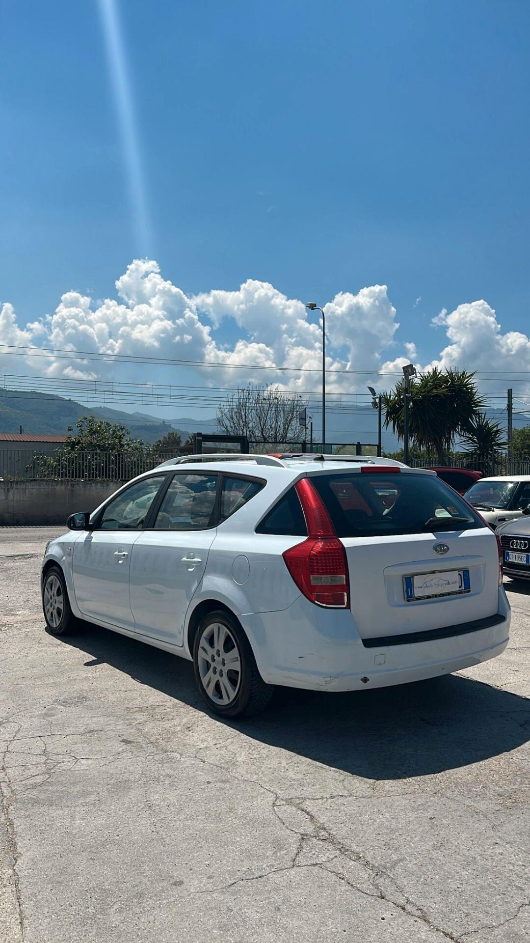 Kia Ceed cee'd Sp. Wag. 1.6 CRDi VGT 115CV EX