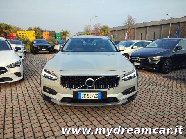 VOLVO V90 Cross Country B4 (d) AWD 197CV Geartronic Business Pro