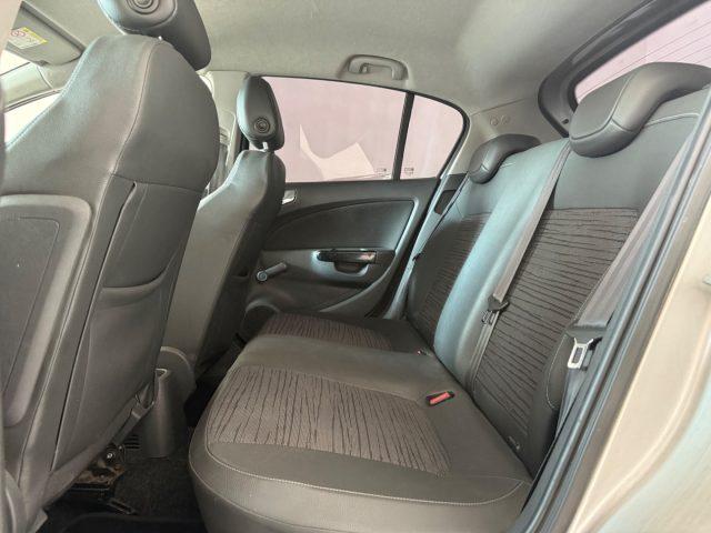 OPEL Corsa 1.2 5 porte Sport