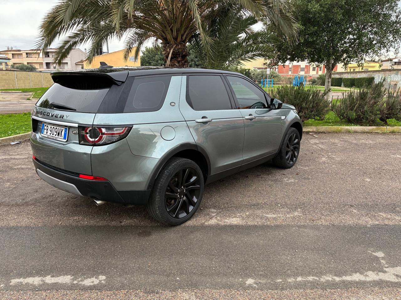 Land Rover Discovery Sport 2.2 SD4 HSE Luxury (140 kw) 7 posti