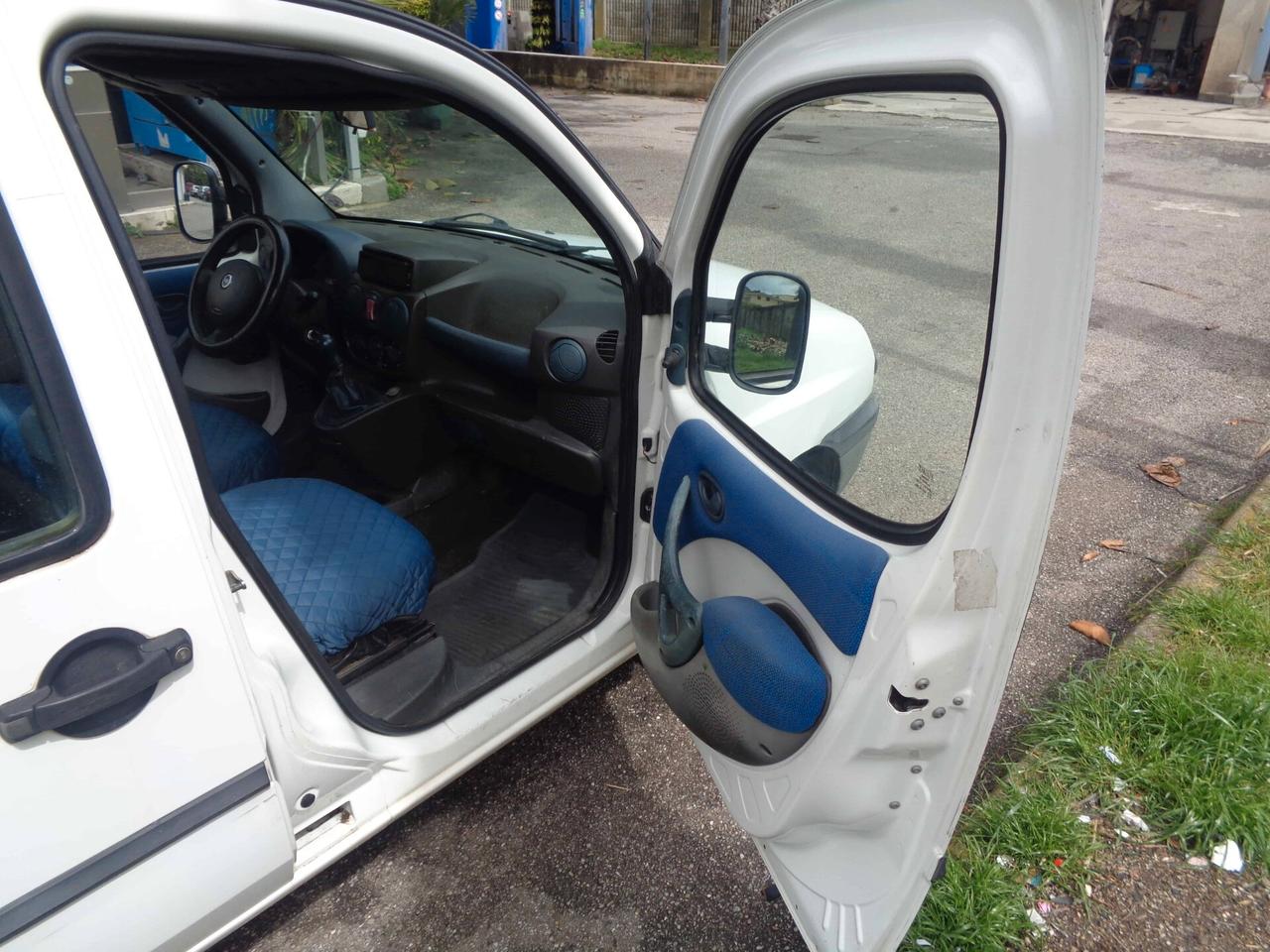 Fiat Doblo 1.9 diesel Cargo Combi 5 posti SX ( Finanziabile )