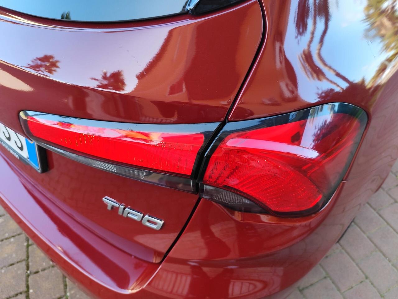 Fiat Tipo 1.6 Mjt S&S SW Lounge