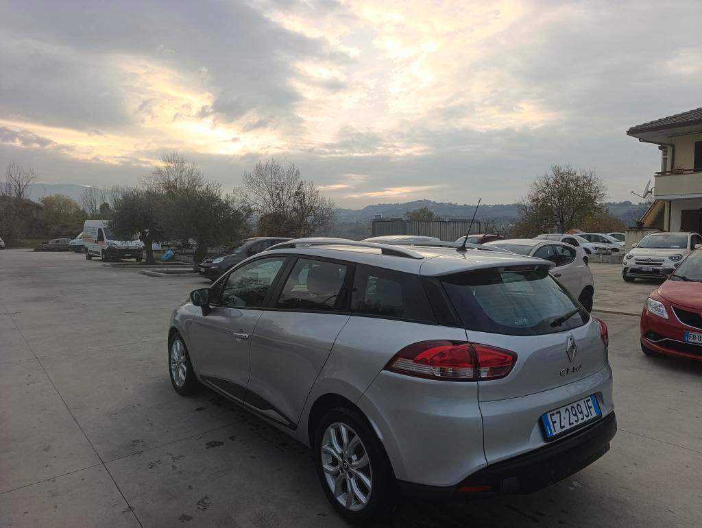 Renault Clio Sporter 1.5 dci energy Business 90cv edc