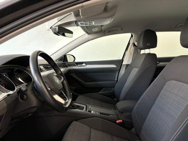 VOLKSWAGEN Passat Variant 2.0 TDI DSG ELEGANCE ---40000km