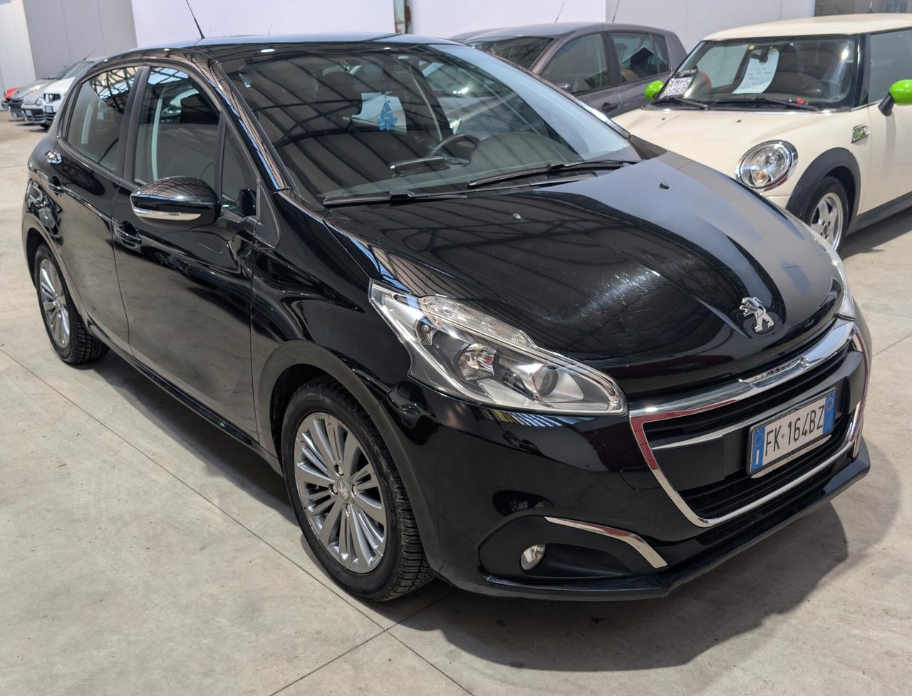 Peugeot 208 PureTech 82 5p. GPL Active