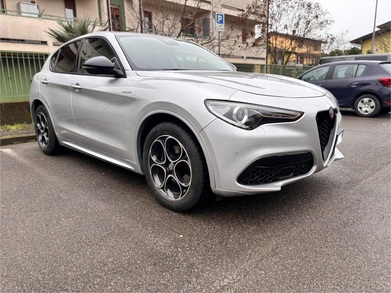 Alfa Romeo Stelvio 2.2 Turbodiesel 160 CV AT8 RWD Sport-Tech