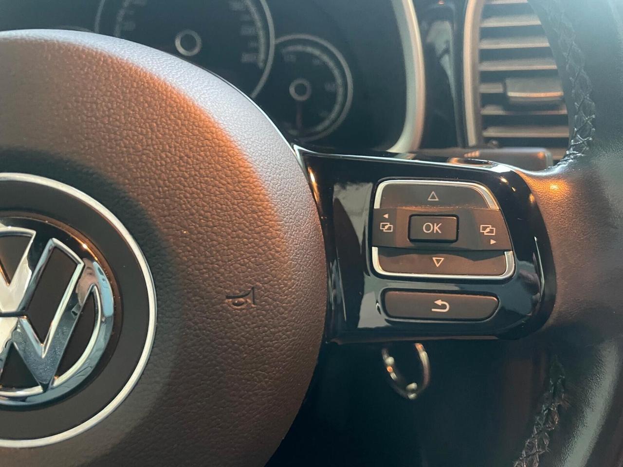 Volkswagen Maggiolino Cabrio 1.6 TDI Design