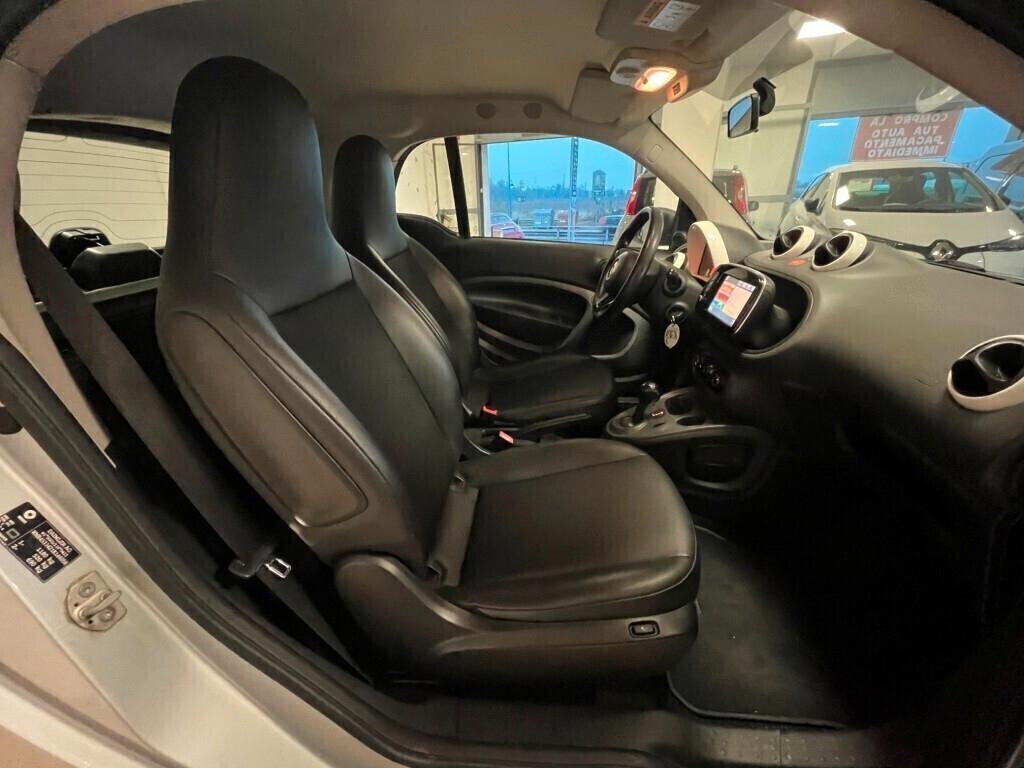 Smart ForTwo Coupe 71 Cv 1.0 Automatica Euro 6B Per Neopatentati