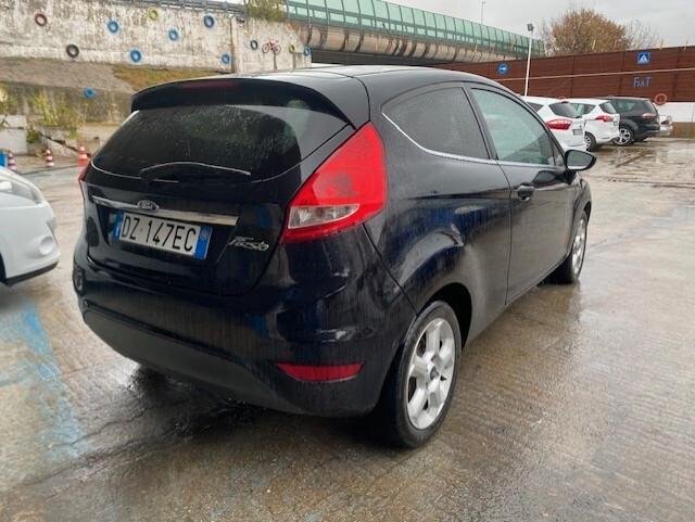 Ford Fiesta 1.4 3 porte Bz.- GPL Titanium
