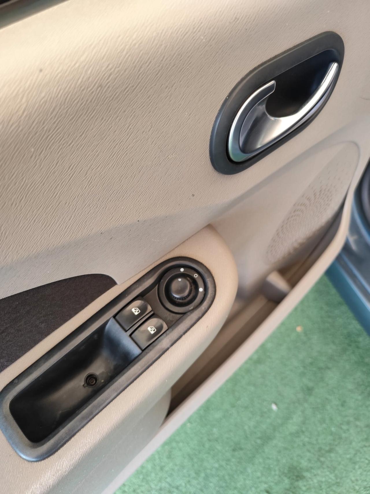 Renault Twingo 1.2 8V DYNAMIQUE GPL