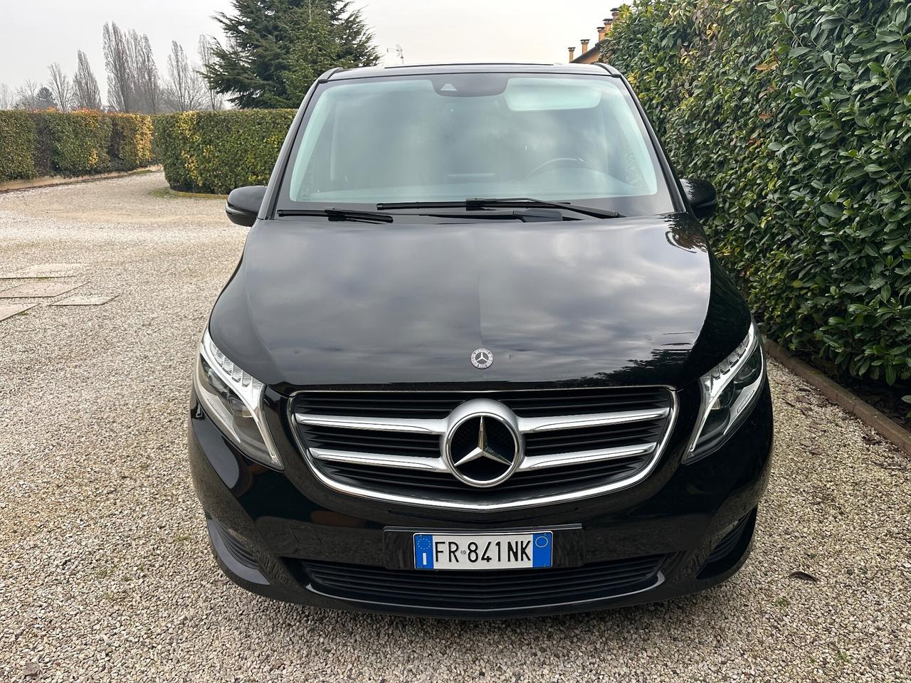 Mercedes-benz V 220 d Automatic Long Poss Permuta