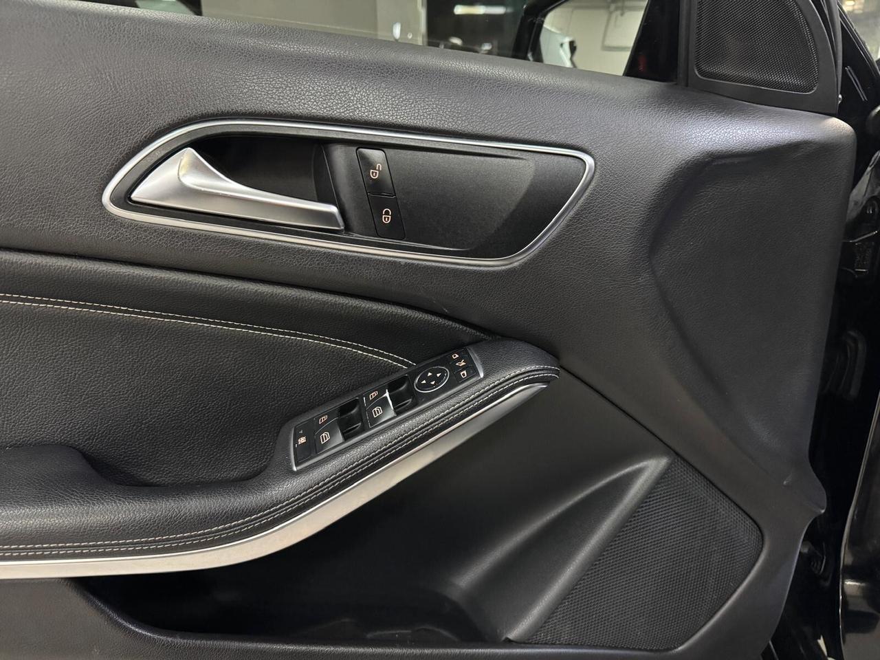 Mercedes A 180d Automatic Total Black 2018