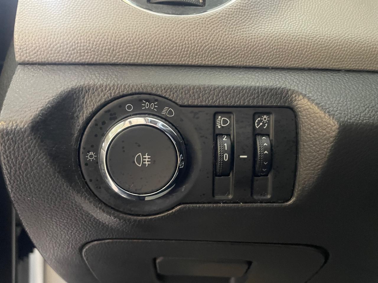 Chevrolet Cruze 1.6 5 porte LS - Nessun vincolo -