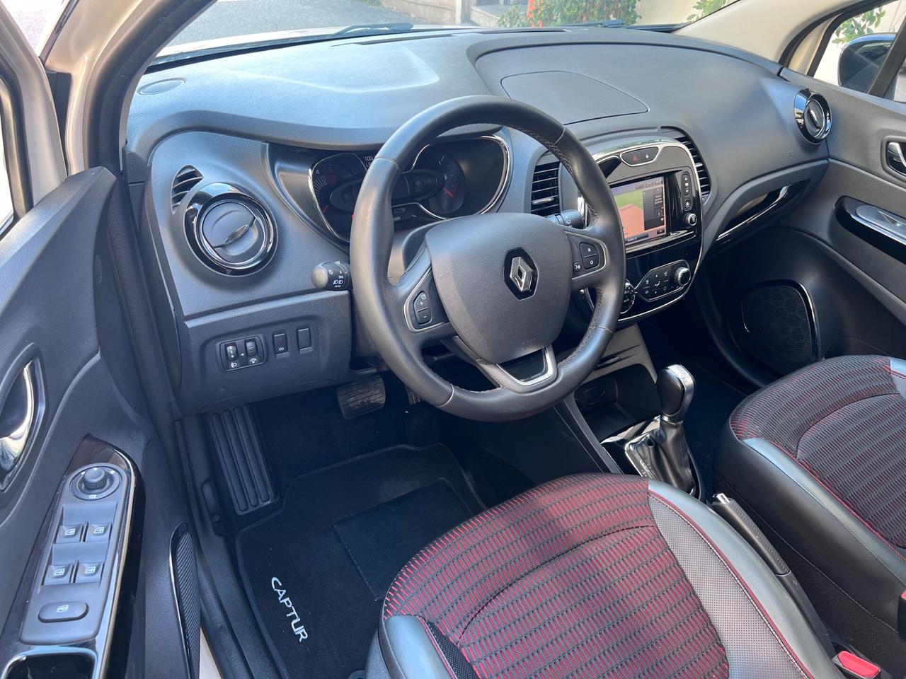 Renault Captur 1.5 dci Intens energy r-link 90cv edc AUTOM. E6 NAVICAMERA