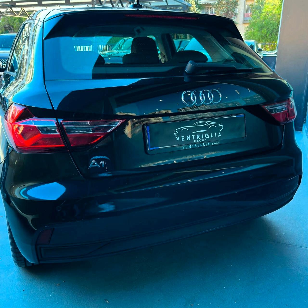 Audi A1 SPB 30 TFSI S tronic Identity Black