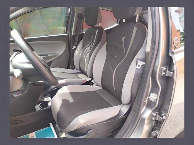 Lancia Ypsilon Ypsilon 2013 - 1.2 8v Silver ecochic Gpl 69cv