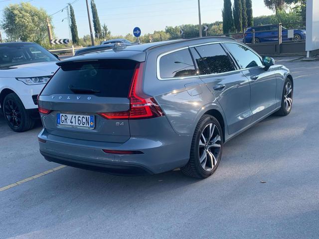 VOLVO V60 B4 automatico Essential