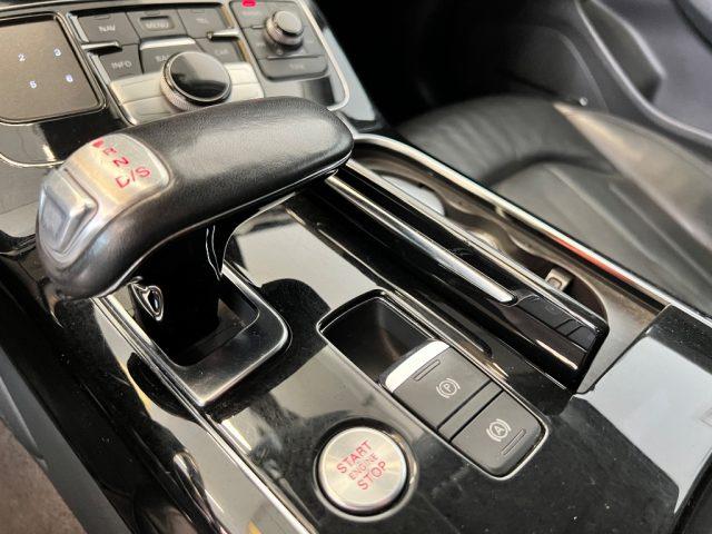 AUDI A8 3.0 TDI 250 CV quattro tiptronic //LED//BOSE//PELL