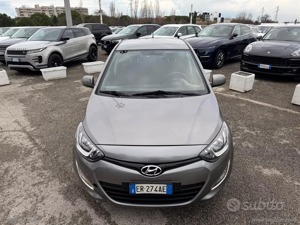 HYUNDAI i20 1.2 5p. Econext Sound Edition