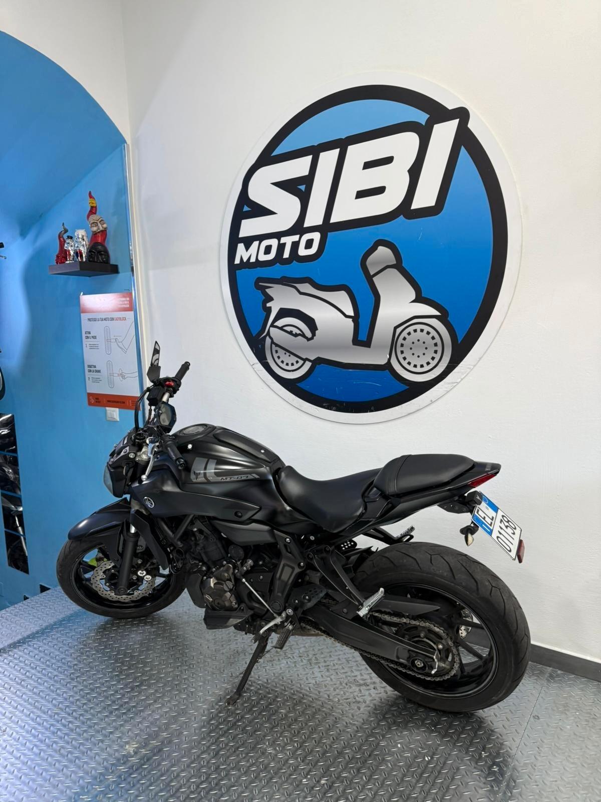 Yamaha Mt-07