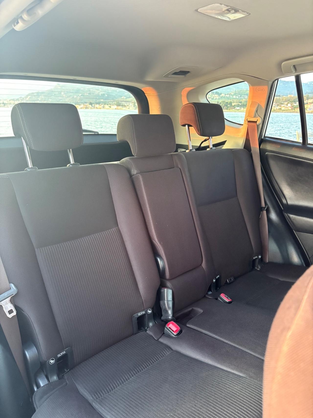 Toyota RAV 4 RAV4 2.2 D-4D 4WD Lounge