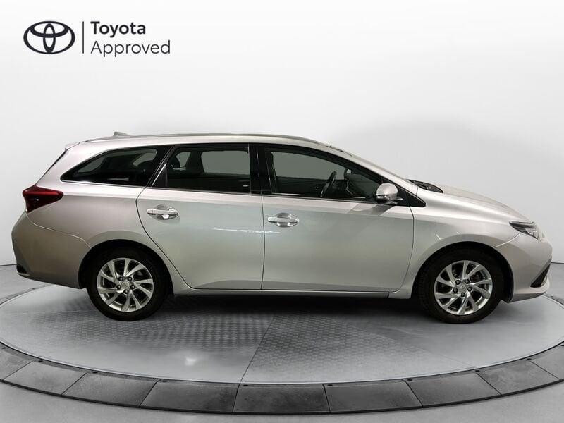 Toyota Auris Touring Sports 1.8 Hybrid Active