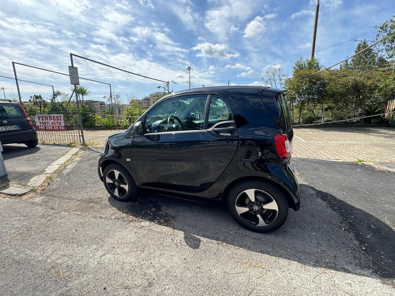 Smart ForTwo EQ Passion 82cv Navi 22kw