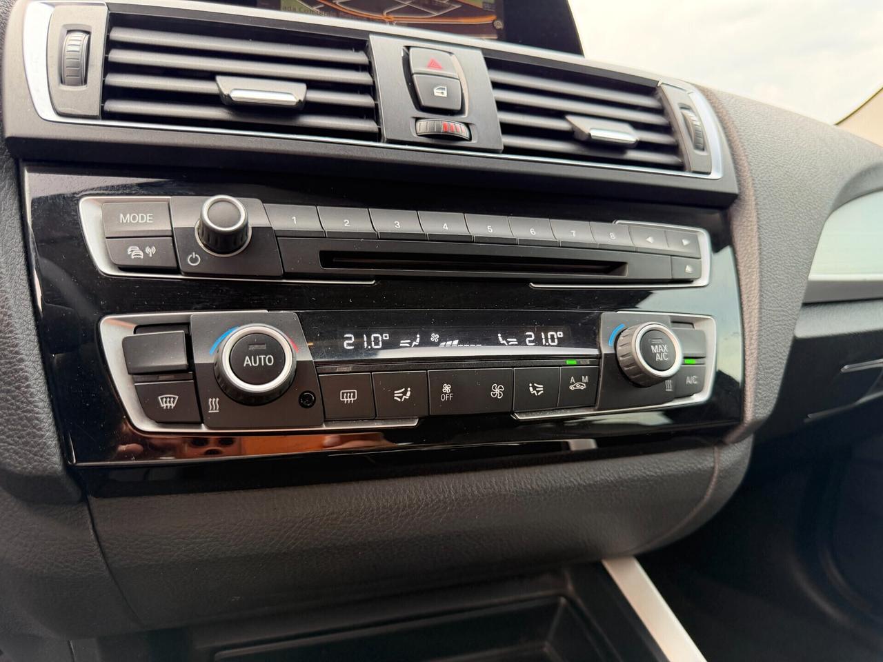 Bmw 118d 5p. 150cv Sport Auto*Navi*Led