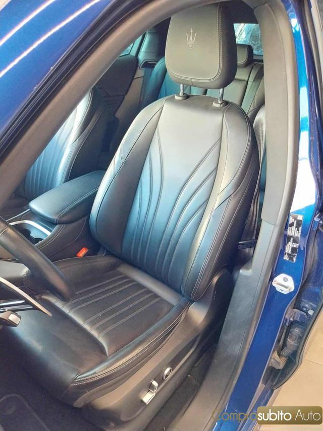 MASERATI Grecale MHEV 300 CV AWD GT