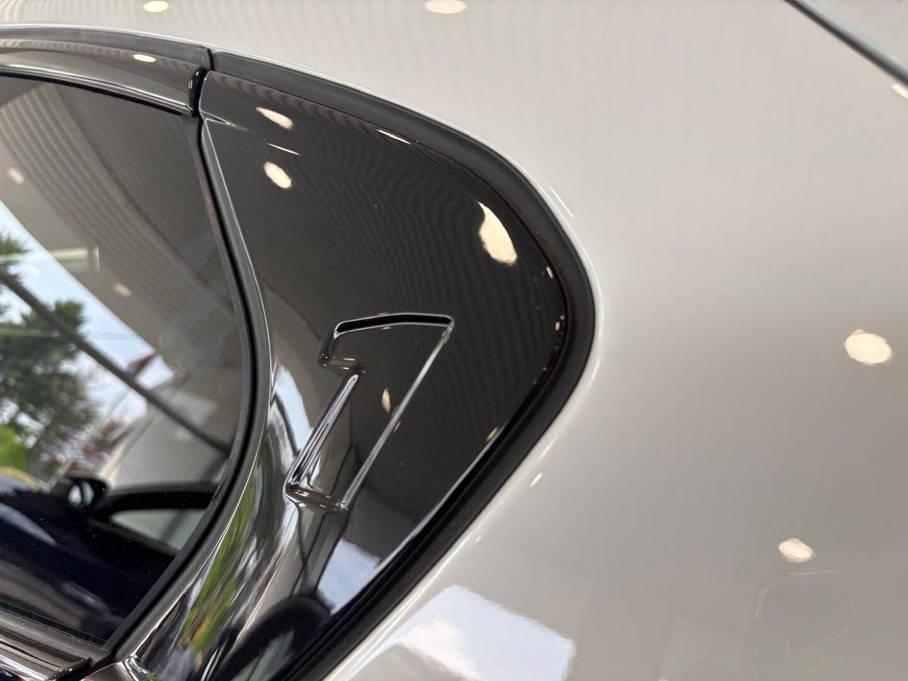 BMW Serie 1 120d 48V MSport Design auto