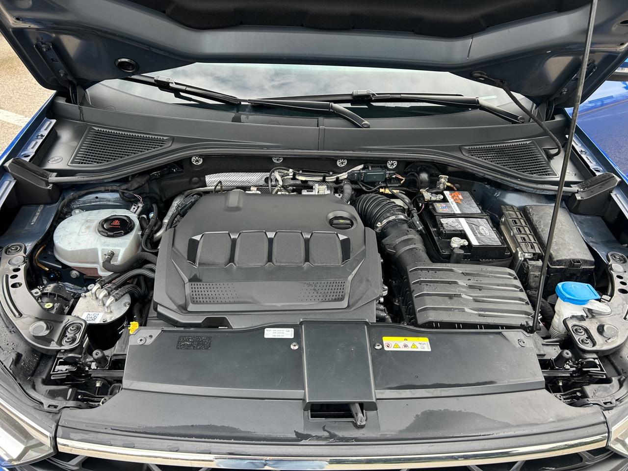 Volkswagen T-Roc 2.0 TDI SCR R-Line 2022