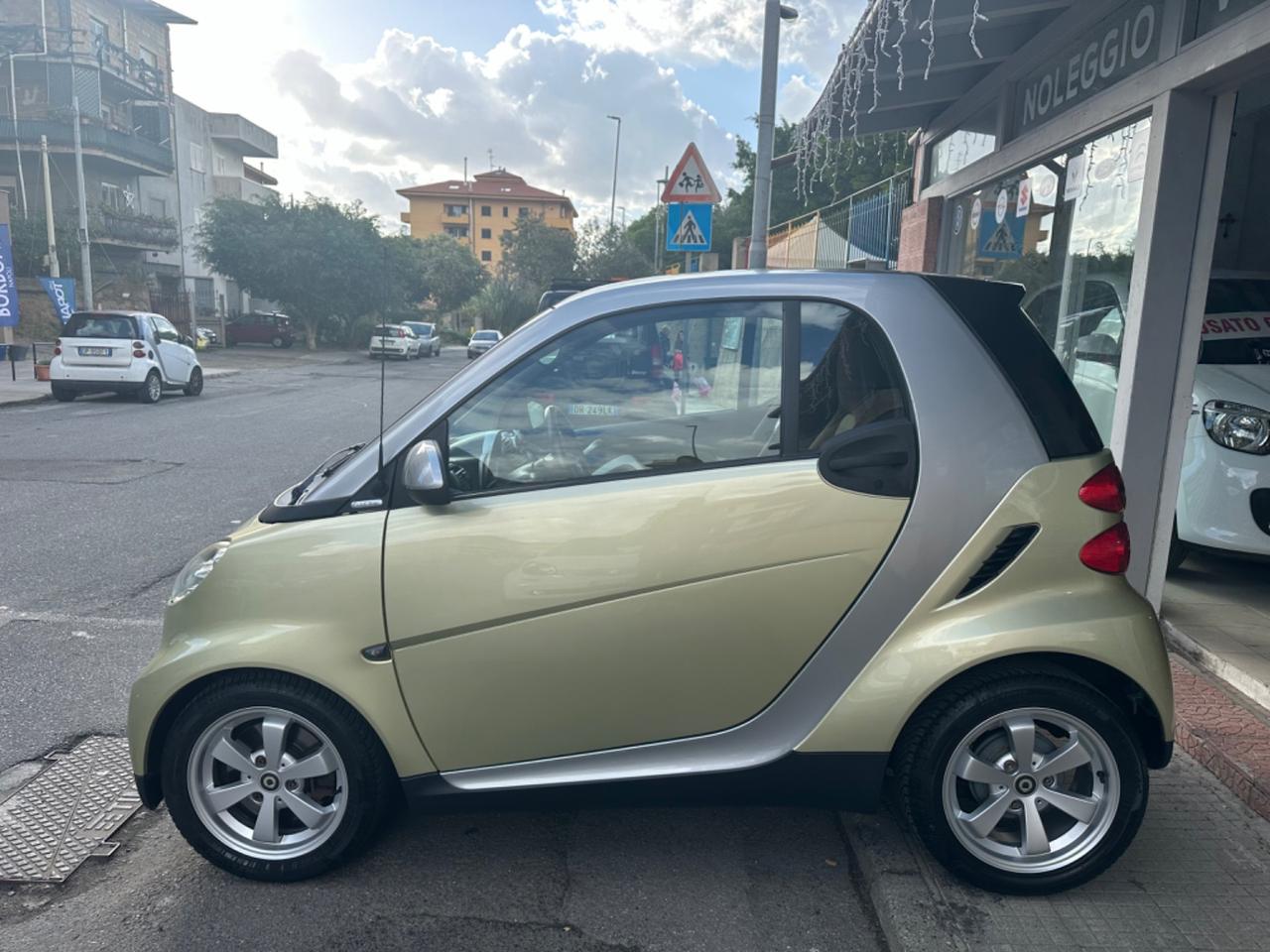 Smart ForTwo 1000 52 kW coupé limited two