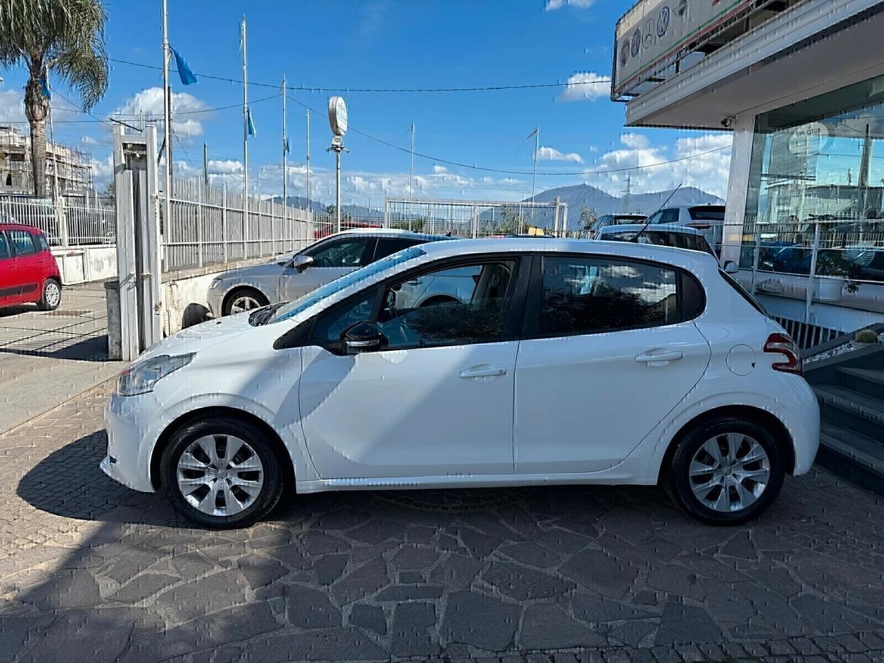 Peugeot 208 1.2 VTi 82 CV Active BONUS GPL