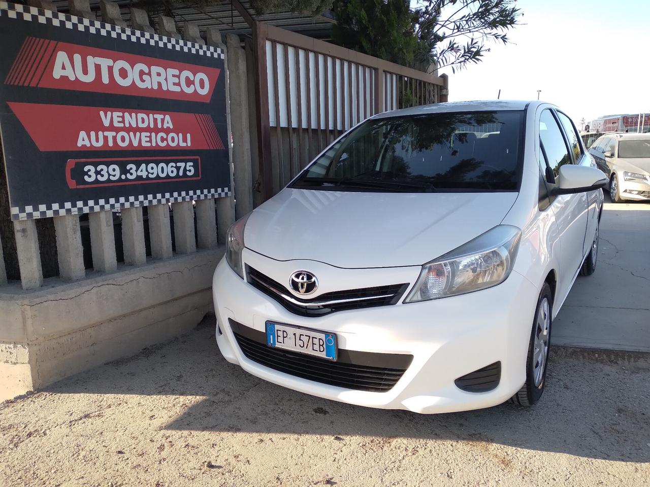 Toyota Yaris 1.4 D-4D 5 porte Lounge