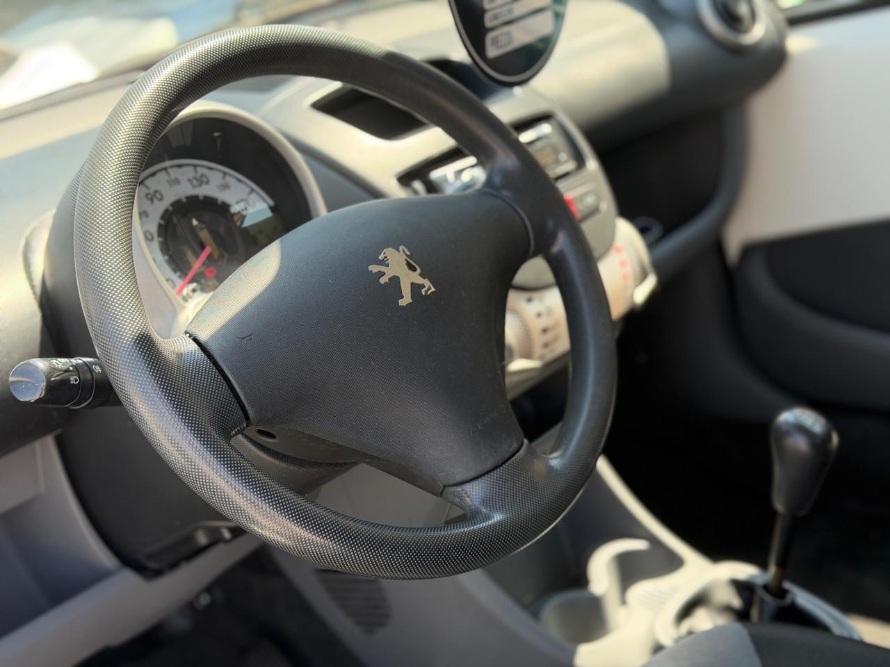 Peugeot 107 1.0 BENZINA 2012 - CLIMA, SERVOSTERZO