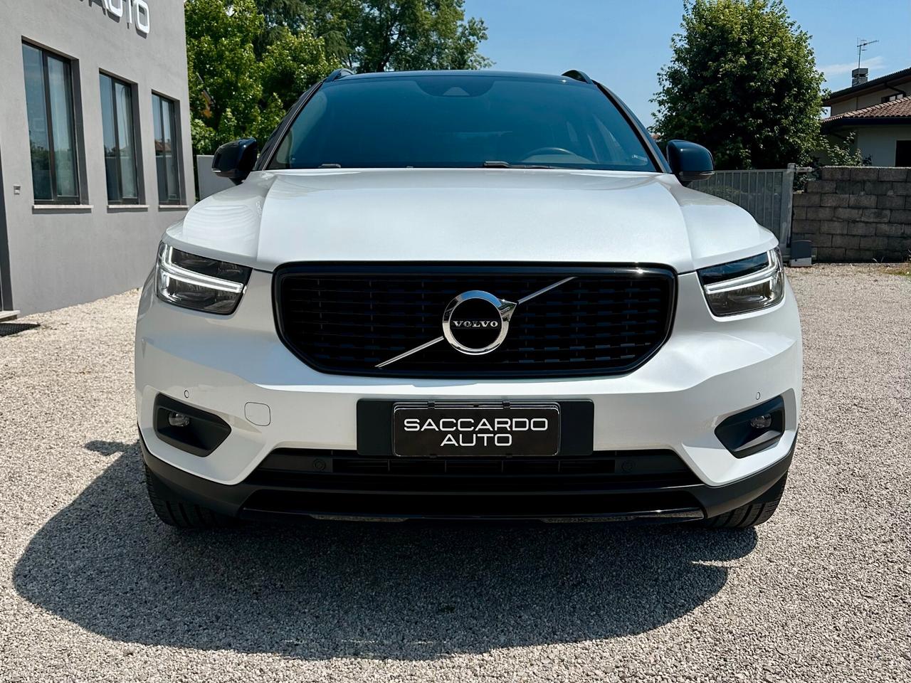 Volvo XC40 2.0 D4 R-Design 190cv AWD | PREZZO PROMO