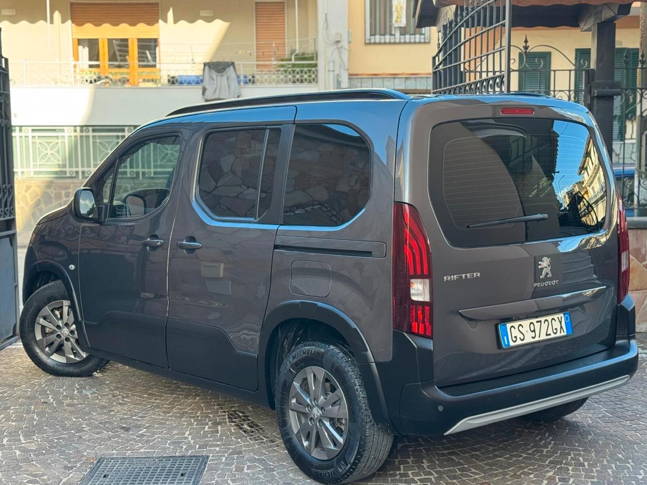 Peugeot Rifter Mix BlueHDi 130 S&S EAT8 PC Allure Standard