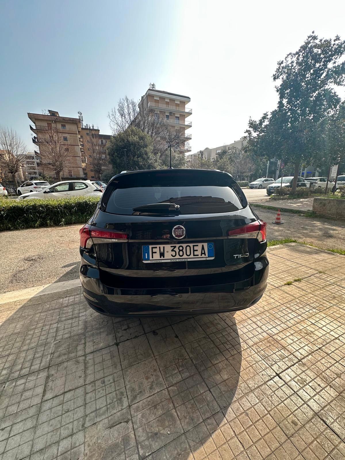 Fiat Tipo 1.3 Mjt S&S SW Lounge