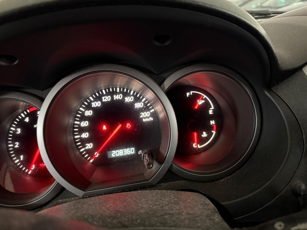 Suzuki Grand Vitara 1.9 DDiS 3 porte