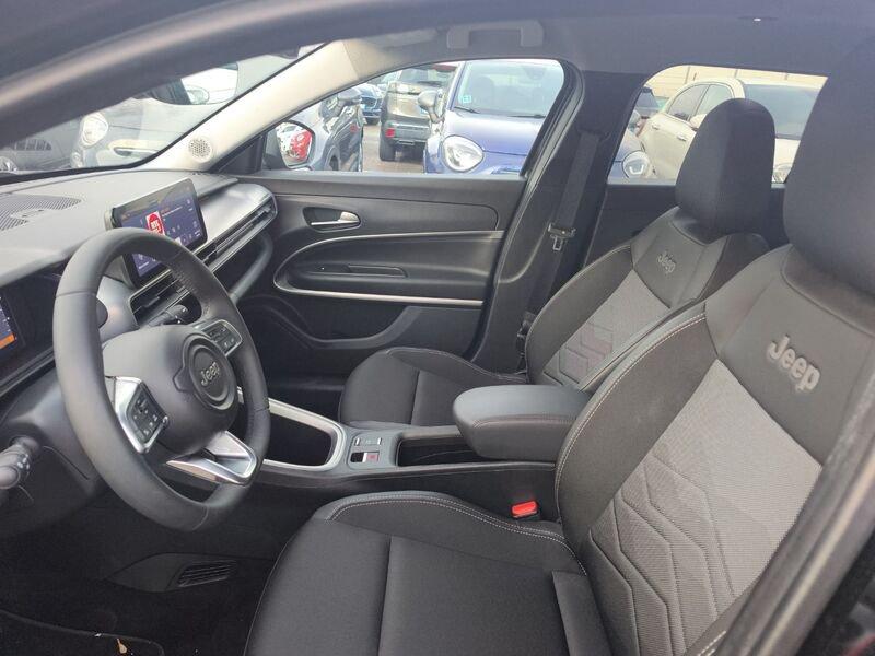 Jeep Avenger 1.2 turbo e-hybrid mhev Summit fwd 110cv edct6