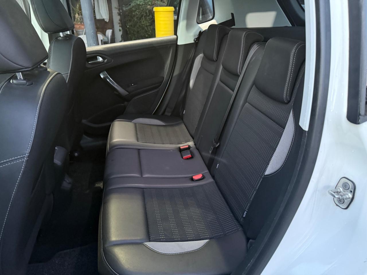 Peugeot 2008 BlueHDi 120 Allure KM CERTIF