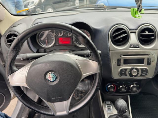 Alfa Romeo MiTo 1.6 JTDm 16V Distinctive VISTA E PIACIUTA