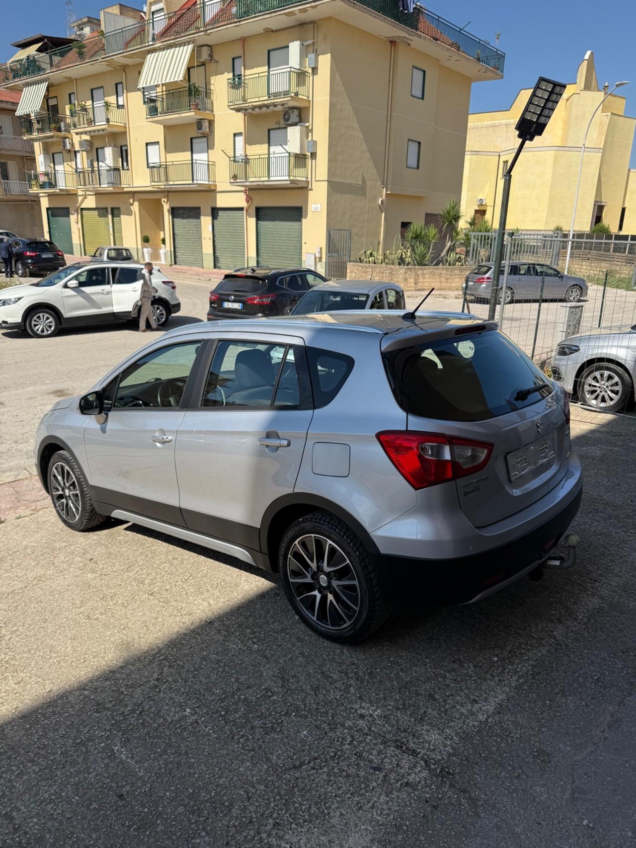 Suzuki S-Cross 1.6 DDiS 4WD All Grip Top