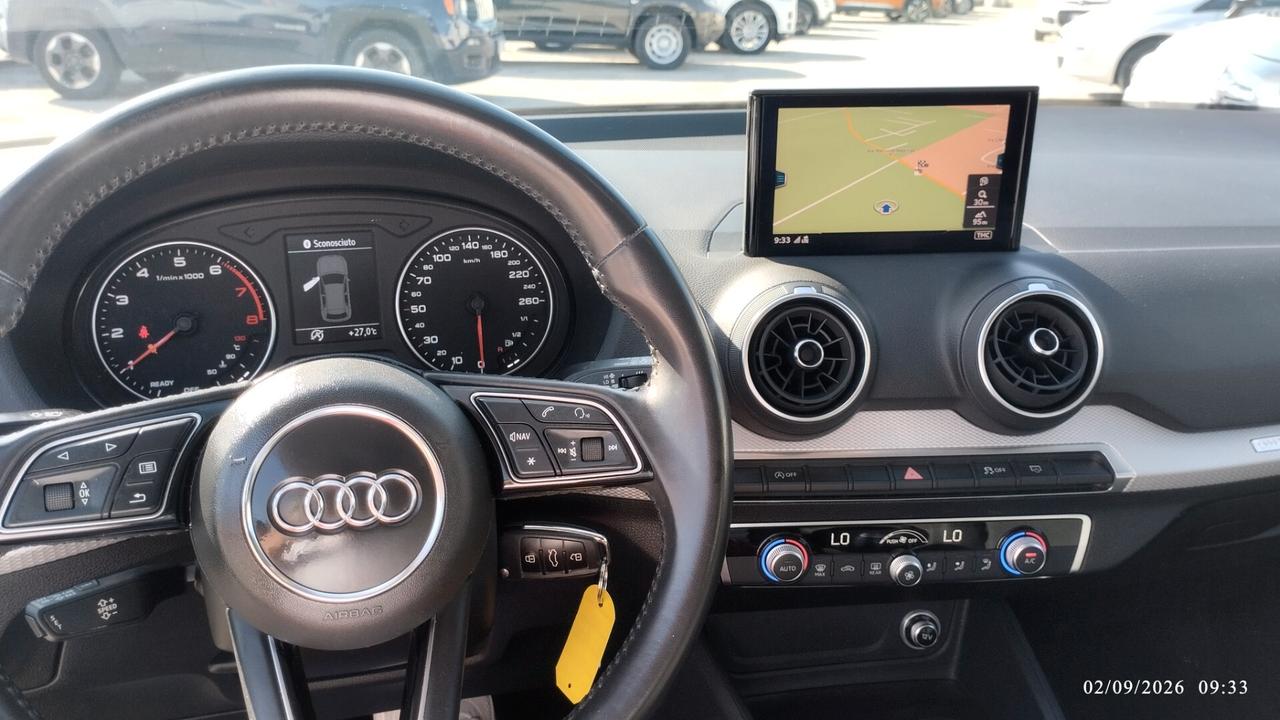 Audi Q2 30 TFSI Business