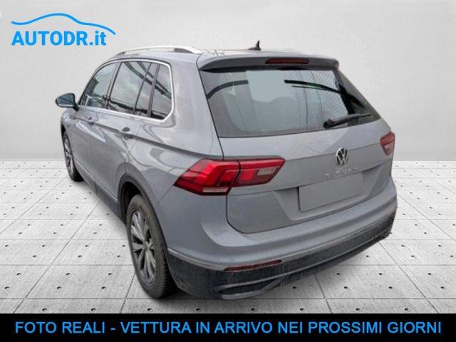 VOLKSWAGEN Tiguan 2.0 TDI 150CV DSG Life Fari LED, Navi, ACC, Km cer