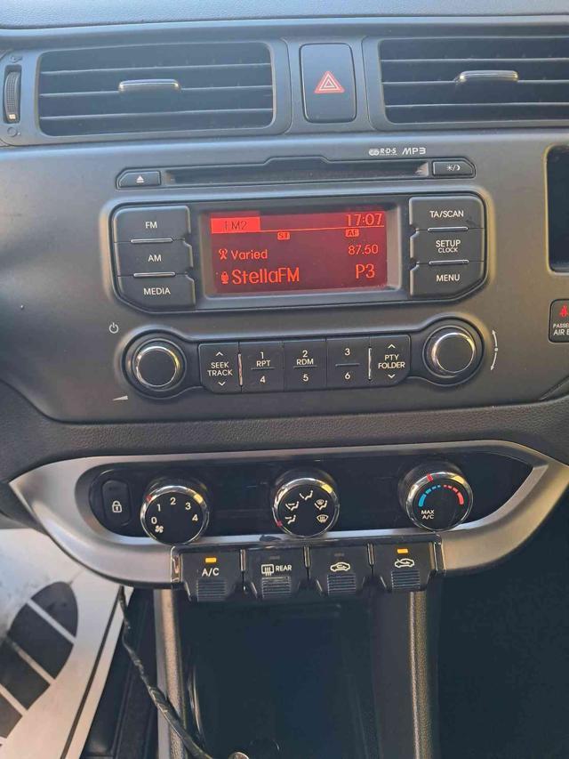 KIA Rio 1.4 CRDi WGT 5p. EX