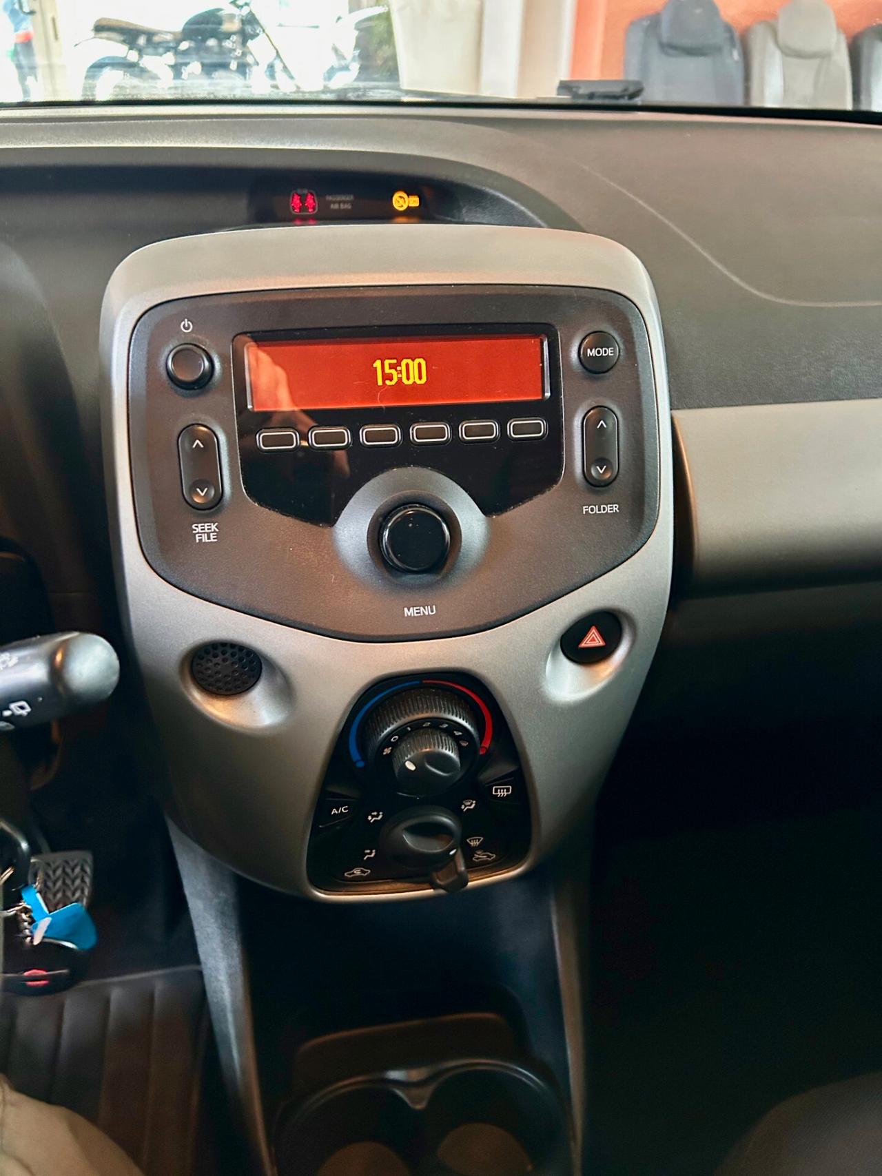 Citroen C1 VTi 68 5 porte Feel TUA A 129€ AL MESE