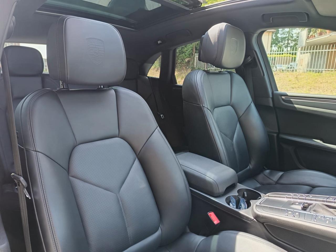 Porsche Macan 2.0 245CV, TETTO, 21, TAGLIANDATA