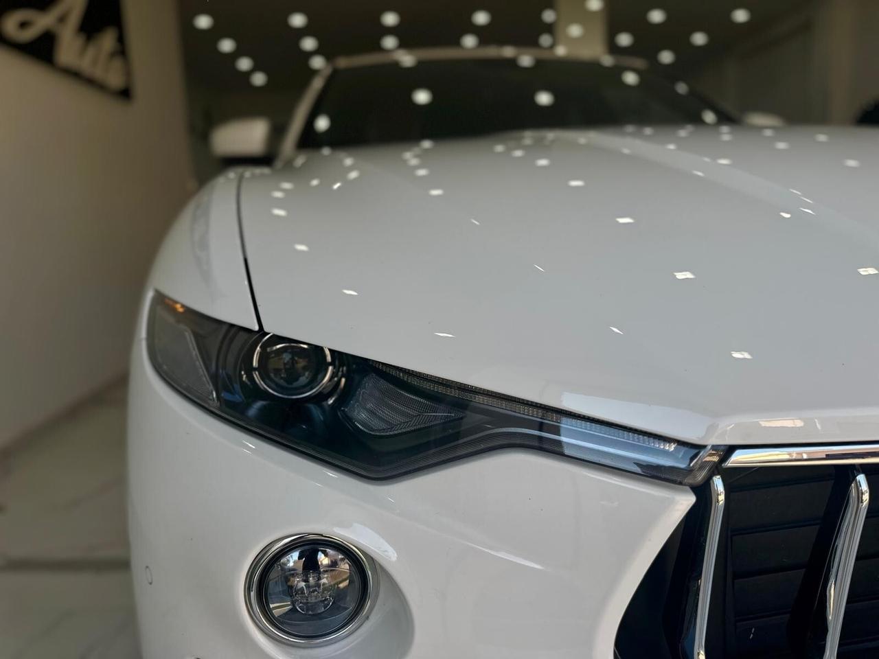 Maserati Levante 3.0 V6 Granlusso 250cv Q4 *tetto*