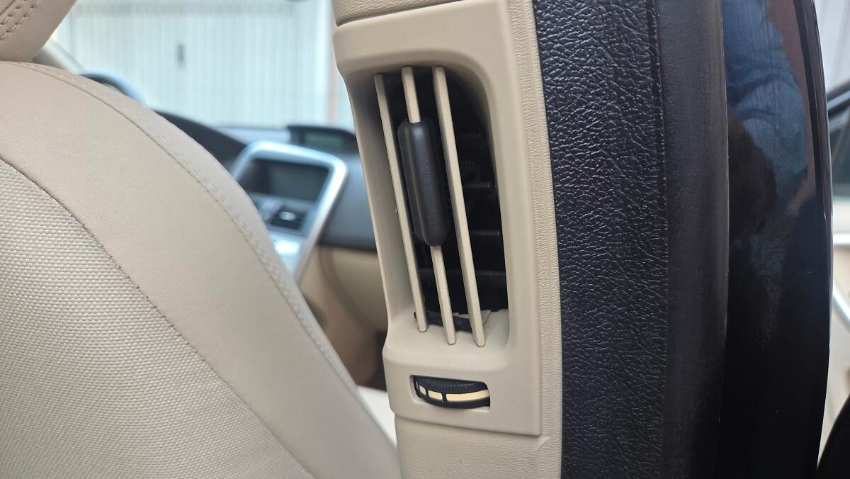 Volvo XC 60 XC60 2.4 D Summum